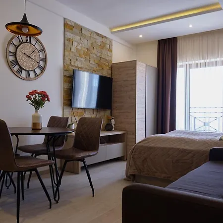 & N34 Milmari Apartament *