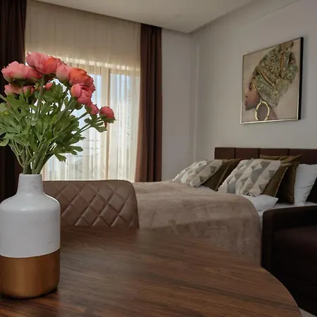 & N34 Milmari Apartament