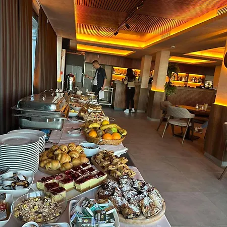 & N34 Milmari Apartament *